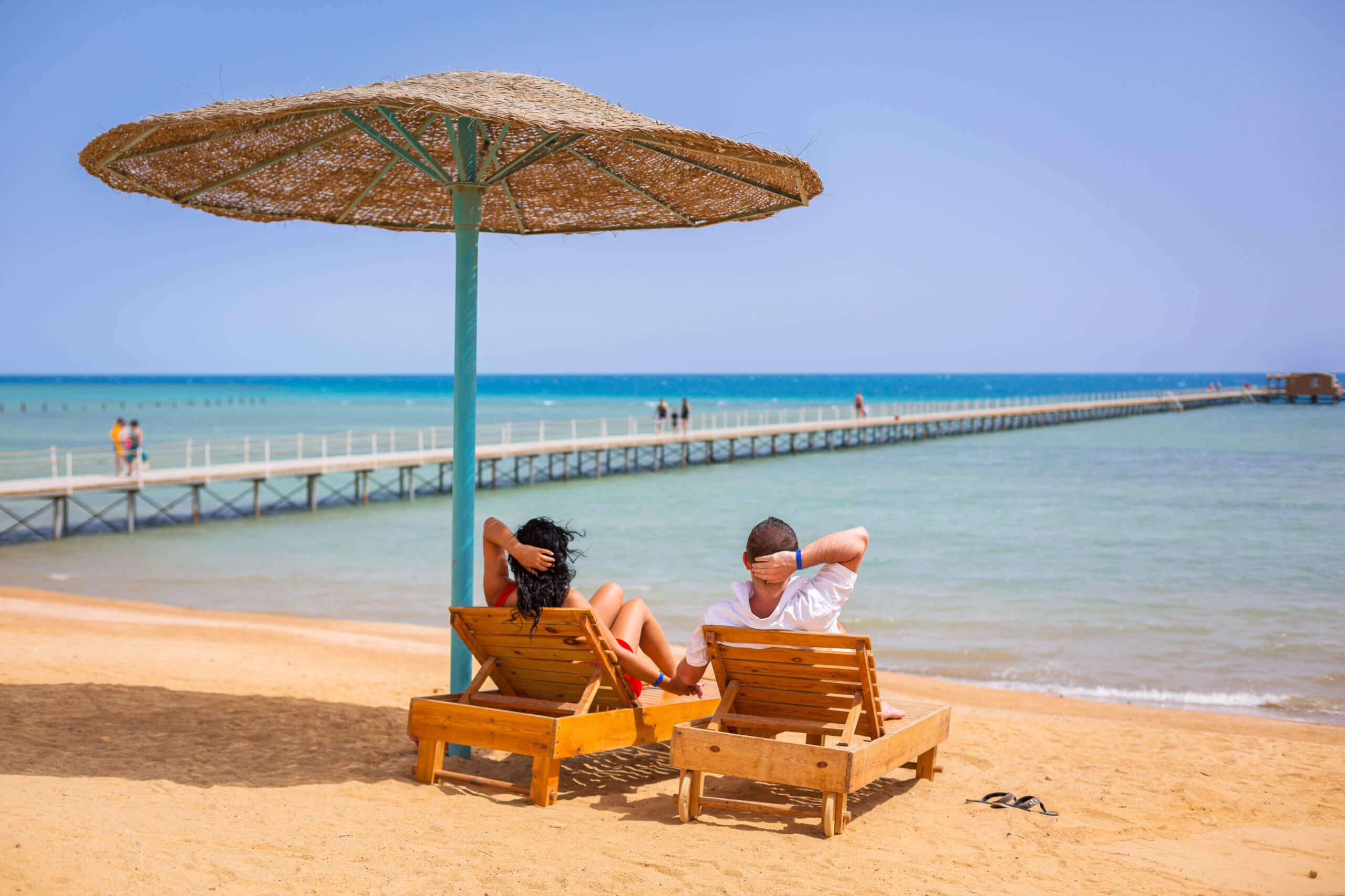 Romantisk ferie i Hurghada Par på romantisk ferie ved Det Røde Hav i Egypten